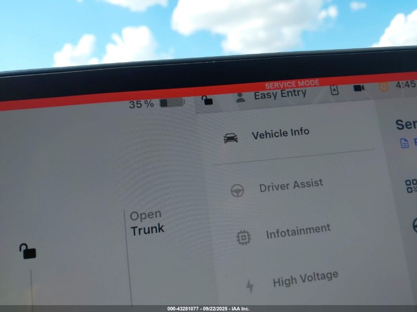 2025 Tesla Model Y Long Range Dual Motor All-Wheel Drive VIN: 7SAYGAEE2SF291066 Lot: 43281077