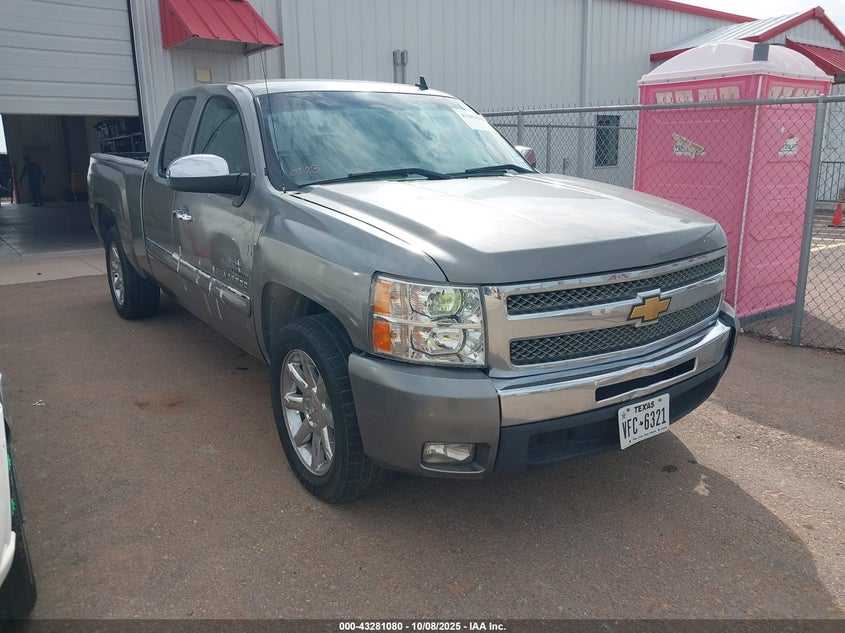 2013 CHEVROLET SILVERADO 1500 LT - 1GCRCSE01DZ138912