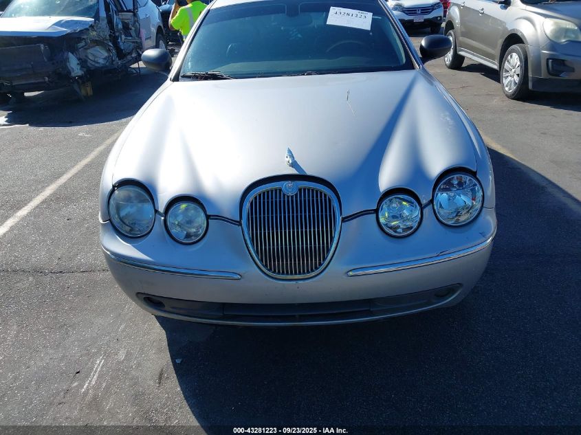 2005 Jaguar S-Type 4.2L V8 VIN: SAJWA01U95HN21494 Lot: 43281223