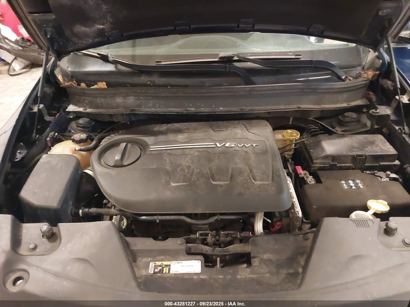 2015 JEEP CHEROKEE LATITUDE 1C4PJMCS1FW595057