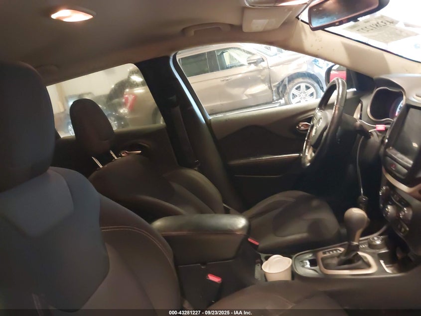 2015 JEEP CHEROKEE LATITUDE 1C4PJMCS1FW595057