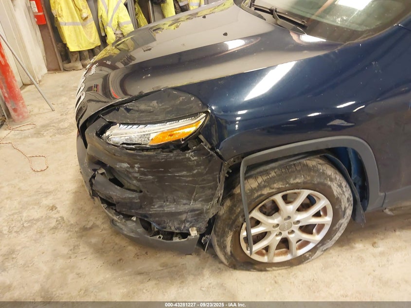 2015 JEEP CHEROKEE LATITUDE 1C4PJMCS1FW595057