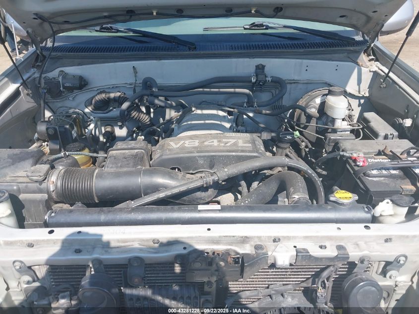 2003 Toyota Sequoia Sr5 V8 VIN: 5TDBT44A73S204886 Lot: 43281228