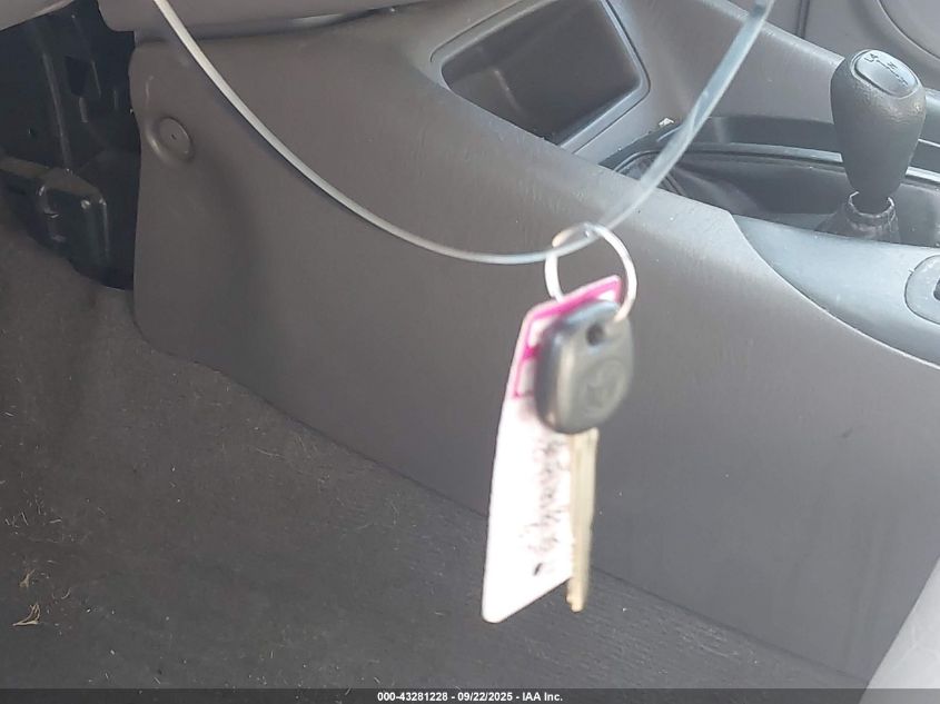 2003 Toyota Sequoia Sr5 V8 VIN: 5TDBT44A73S204886 Lot: 43281228