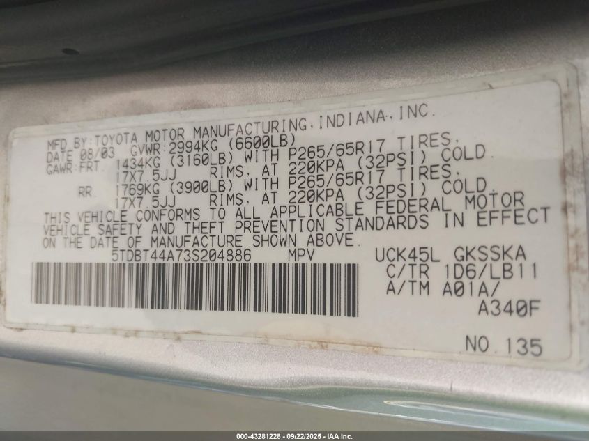 2003 Toyota Sequoia Sr5 V8 VIN: 5TDBT44A73S204886 Lot: 43281228