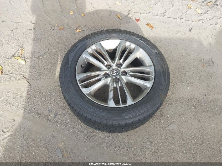 2015 Toyota Camry Se VIN: 4T1BF1FK8FU028857 Lot: 43281250