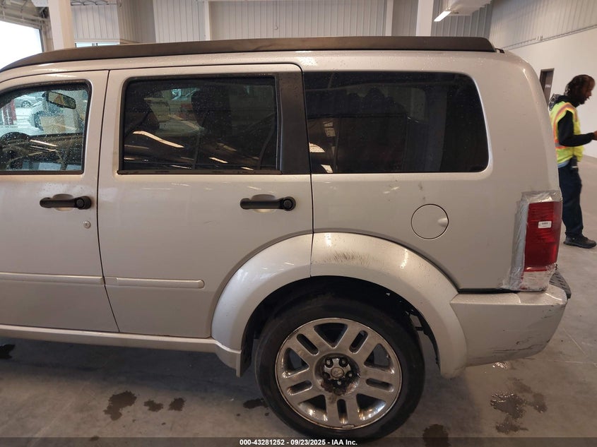 2007 Dodge Nitro R/T VIN: 1D8GU58647W607357 Lot: 43281252