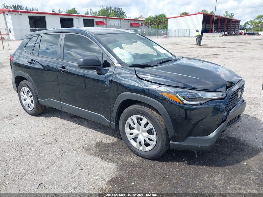 TOYOTA COROLLA CROSS L