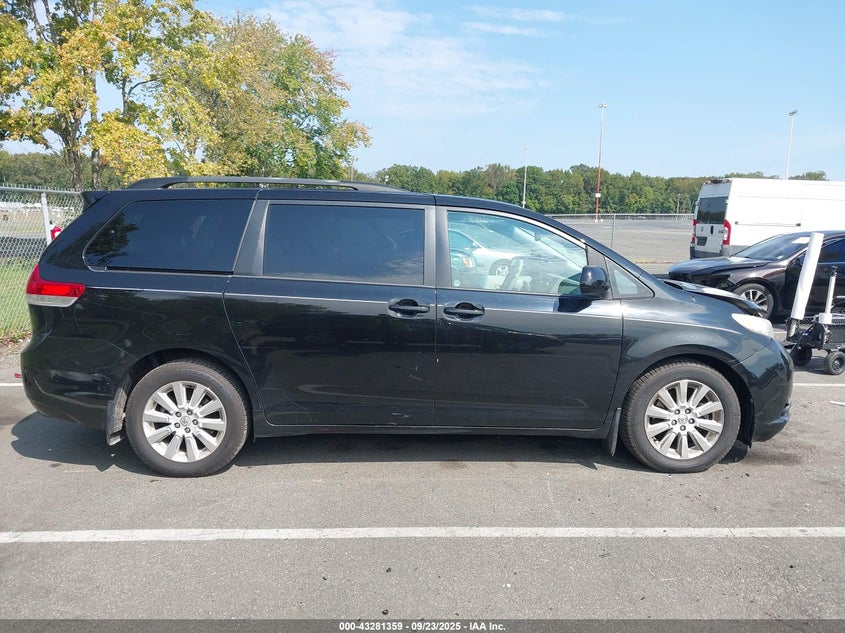 2013 Toyota Sienna Xle 7 Passenger VIN: 5TDDK3DC2DS058664 Lot: 43281359