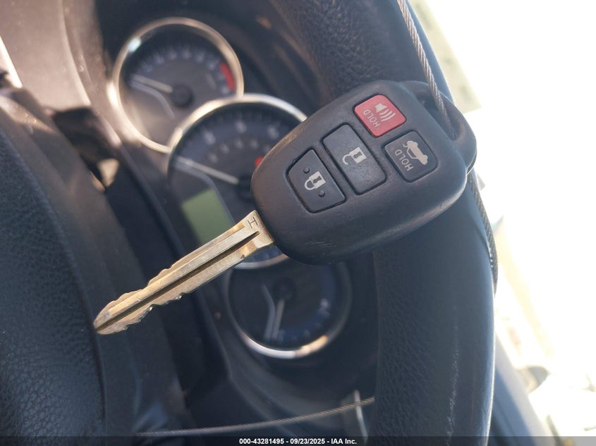 2016 Toyota Corolla Le VIN: 2T1BURHE2GC717016 Lot: 43281495