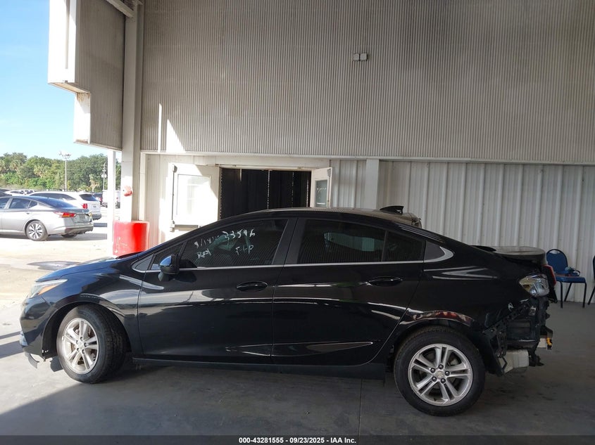 2018 CHEVROLET CRUZE LT AUTO 1G1BE5SM6J7102699