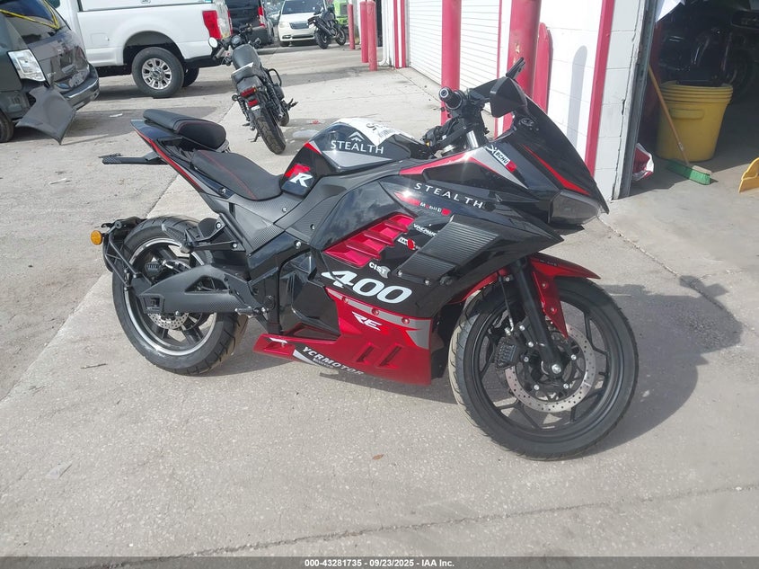 ケイ BEAMS ZX-4RR / ZX-4R SE：2023〜(8BL-ZX400P) マフラー