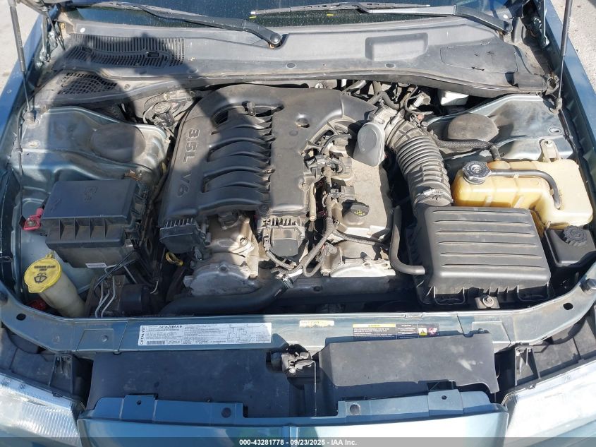 2005 Chrysler 300 Touring VIN: 2C3JA53GX5H573860 Lot: 43281778