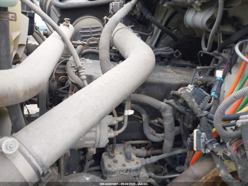 2004 International 7000 7600 VIN: 1HTWYAHT74J024791 Lot: 43281807