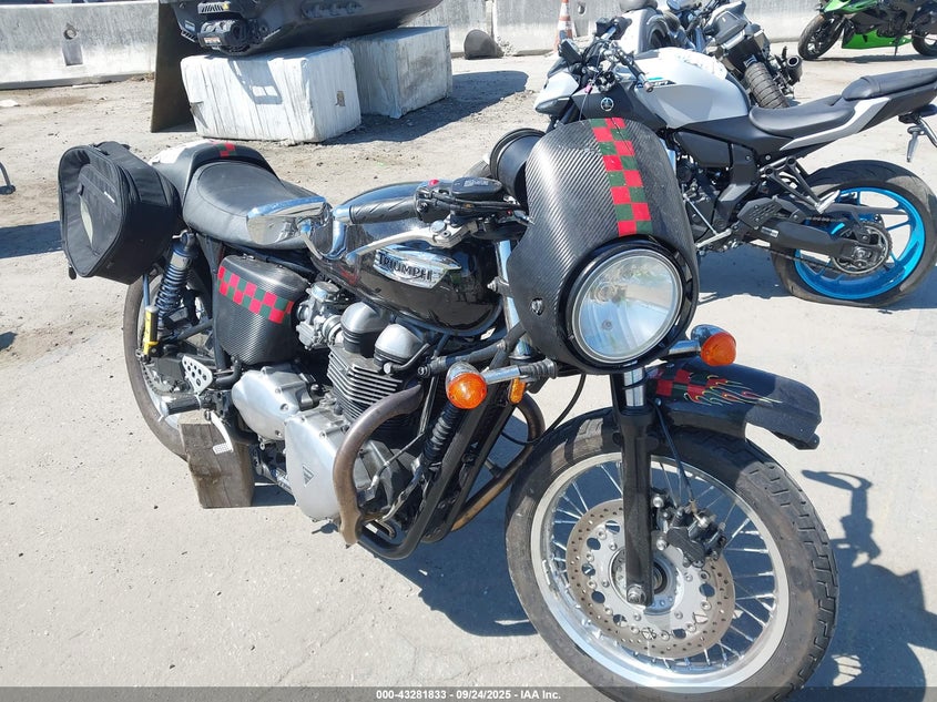 2014 Triumph Motorcycle Thruxton