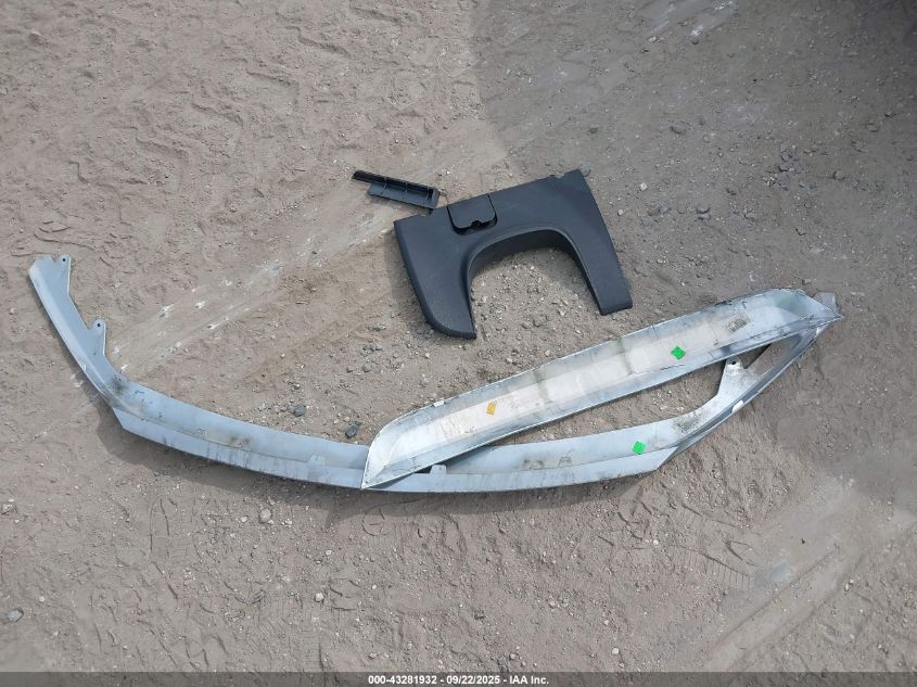 2010 Ford Fusion Hybrid VIN: 3FADP0L32AR295841 Lot: 43281932