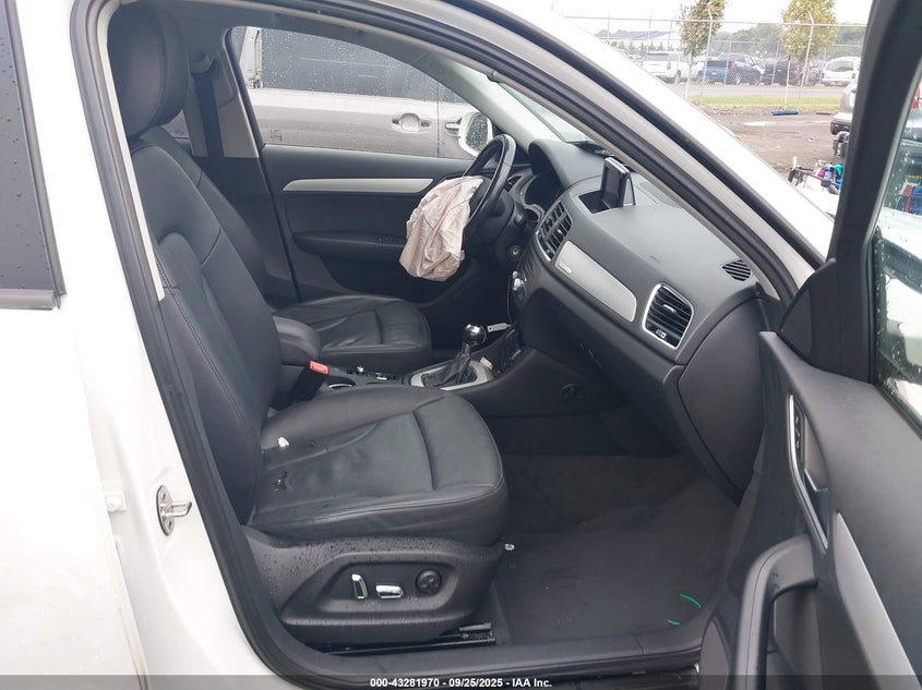 2017 AUDI Q3 2.0T PREMIUM WA1ECCFSXHR014318