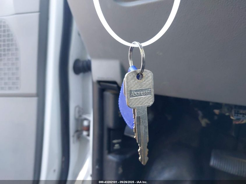 2012 Ford E-350 Super Duty Commercial VIN: 1FTSE3EL4CDA10266 Lot: 43282101