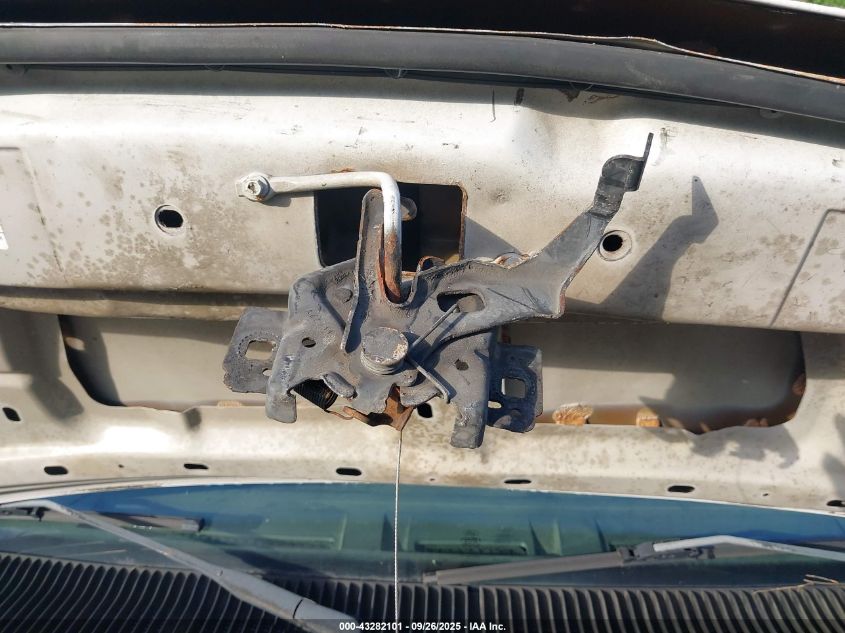 2012 Ford E-350 Super Duty Commercial VIN: 1FTSE3EL4CDA10266 Lot: 43282101