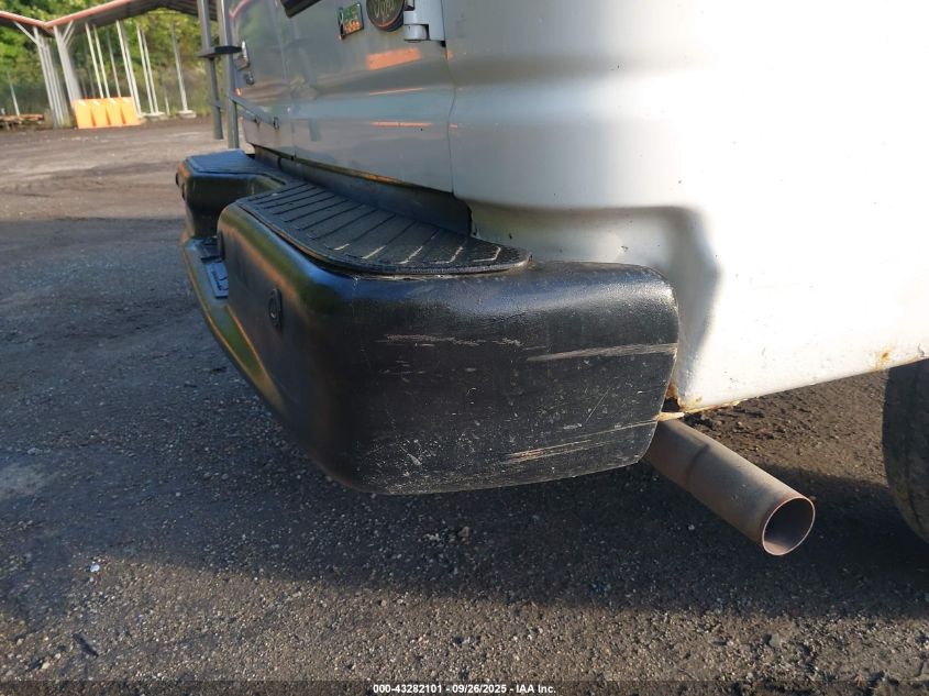 2012 Ford E-350 Super Duty Commercial VIN: 1FTSE3EL4CDA10266 Lot: 43282101