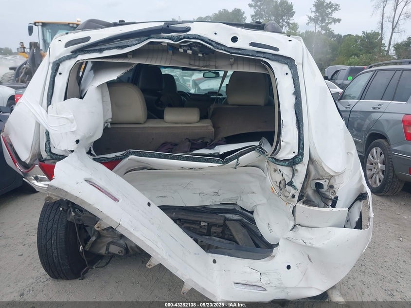 2014 Toyota Sienna Xle V6 8 Passenger VIN: 5TDYK3DC7ES446430 Lot: 43282138