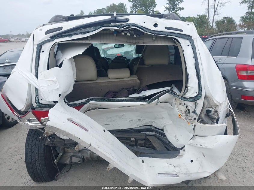 2014 Toyota Sienna Xle V6 8 Passenger VIN: 5TDYK3DC7ES446430 Lot: 43282138