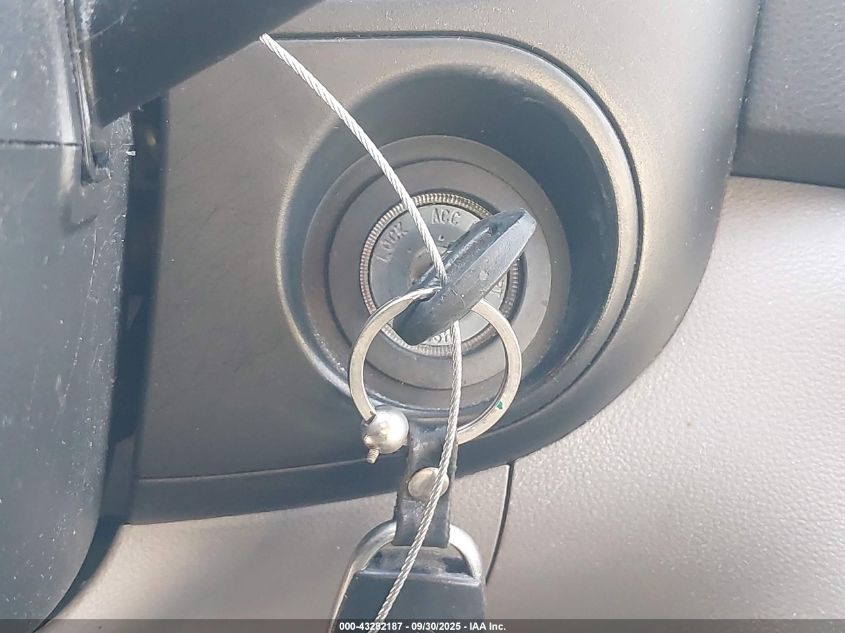 2008 Kia Sedona VIN: KNDMB133686264517 Lot: 43282187