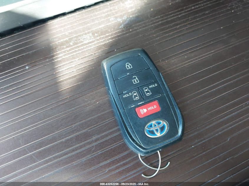 2021 Toyota Sienna Le VIN: 5TDKRKEC2MS016247 Lot: 43282256