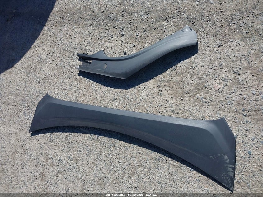 2022 Tesla Model X Dual Motor All-Wheel Drive/Plaid Tri Motor All-Wheel Drive VIN: 7SAXCDE5XNF358896 Lot: 43282352