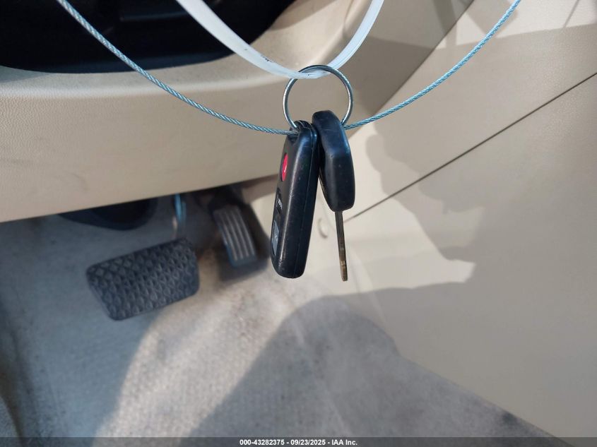 2007 Mazda Mazda3 I VIN: JM1BK12F871642920 Lot: 43282375