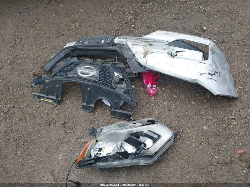 2017 NISSAN ROGUE S - JN8AT2MV1HW275421