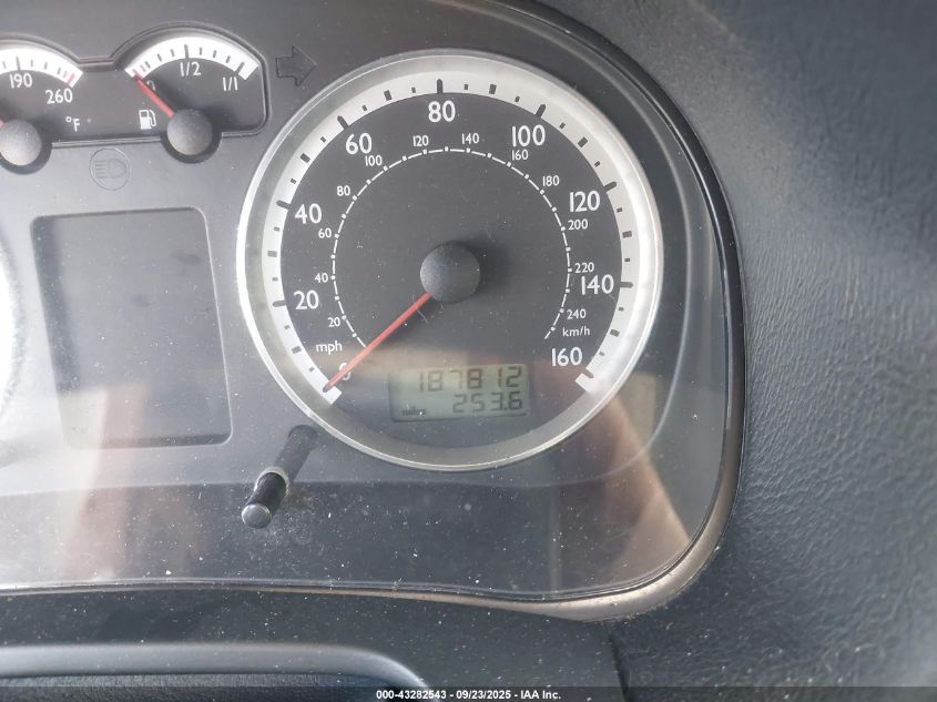 2004 Volkswagen Jetta Gls 2.0L VIN: 3VWSK69M44M041923 Lot: 43282543