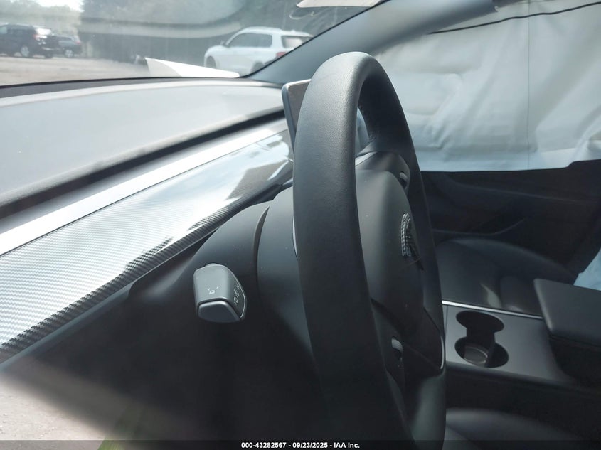 2023 Tesla Model 3 Rear-Wheel Drive VIN: 5YJ3E1EA0PF686834 Lot: 43282567