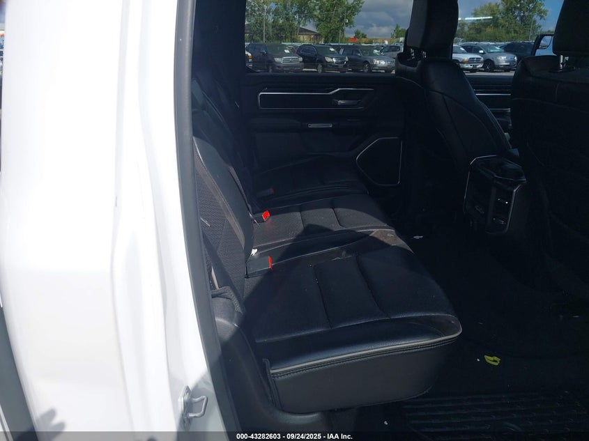 2020 RAM 1500 LARAMIE  4X4 6'4 BOX - 1C6SRFRT6LN394858