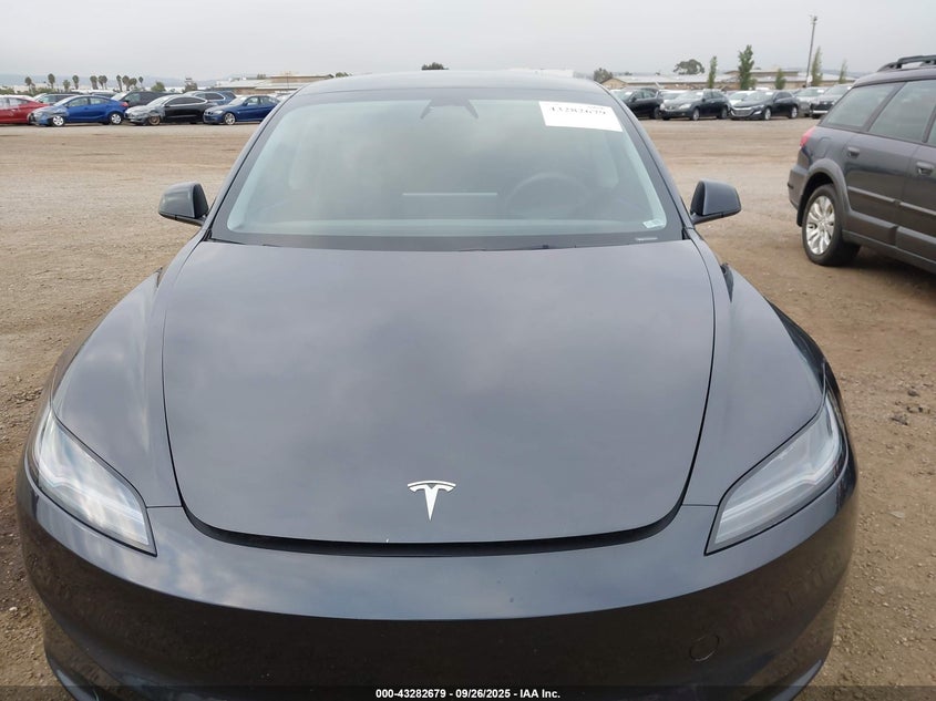 2025 Tesla Model 3 Long Range All-Wheel Drive VIN: 5YJ3E1EB3SF881960 Lot: 43282679