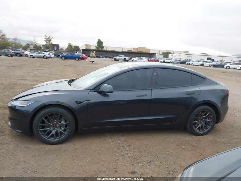 2025 Tesla Model 3 Long Range All-Wheel Drive VIN: 5YJ3E1EB3SF881960 Lot: 43282679