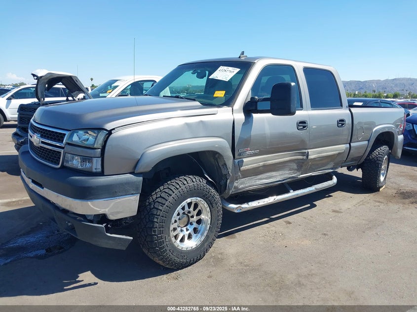 2006 Chevrolet Silverado 2500Hd Lt2 silver truck diesel 1GCHK232X6F123526 photo #3