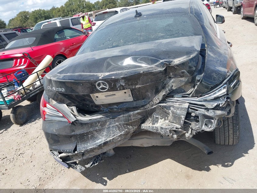 2018 MERCEDES-BENZ CLA 250 - WDDSJ4EB2JN551158