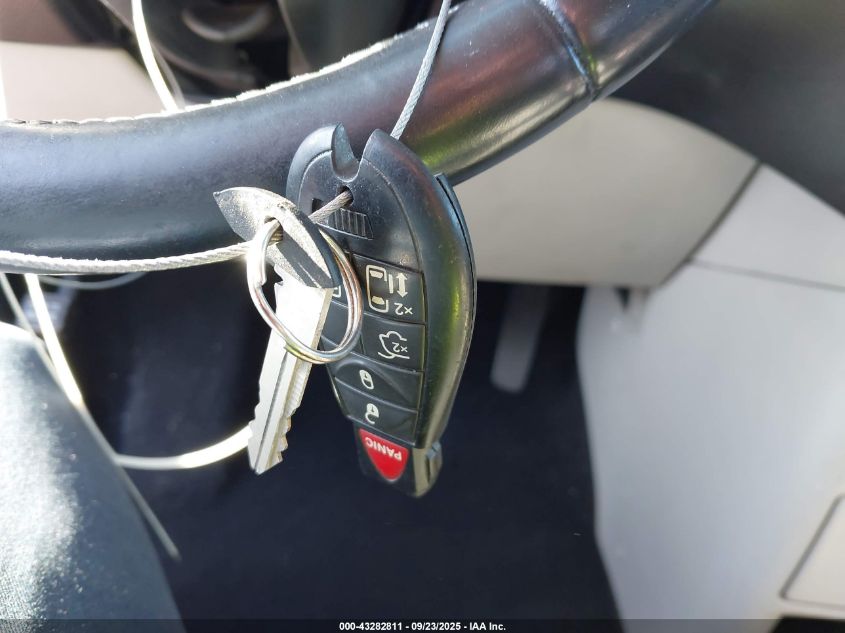 2013 Chrysler Town & Country Touring VIN: 2C4RC1BG0DR741937 Lot: 43282811