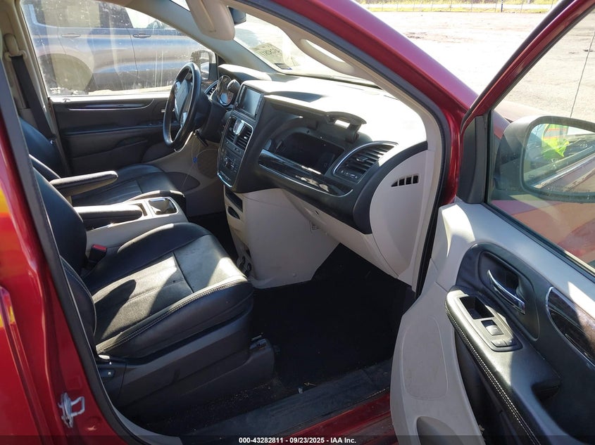 2C4RC1BG0DR741937 2013 CHRYSLER TOWN & COUNTRY photo no. 5