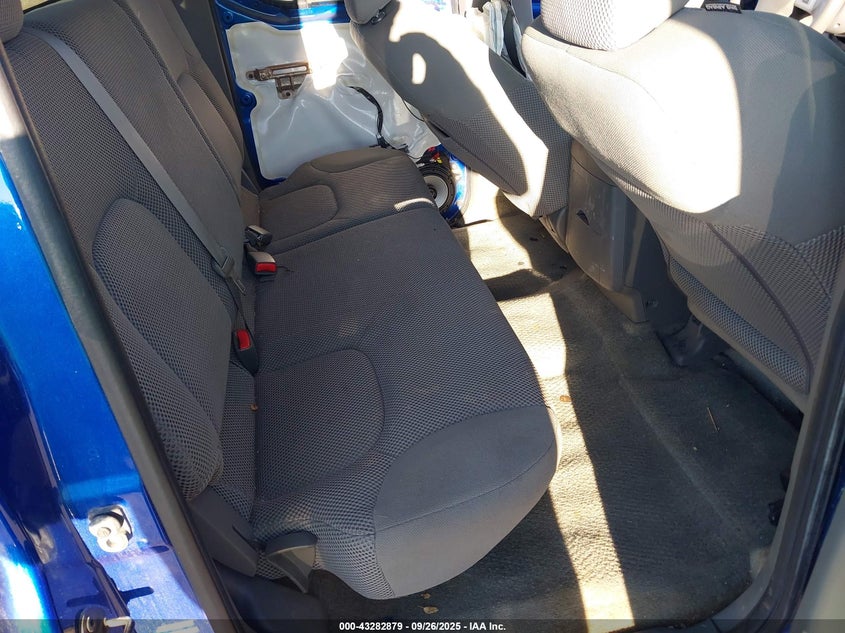 2015 NISSAN FRONTIER SV 1N6AD0ER1FN706452