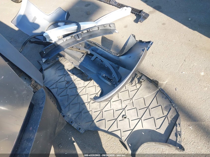 2023 Tesla Model 3 Rear-Wheel Drive VIN: 5YJ3E1EAXPF687487 Lot: 43282953