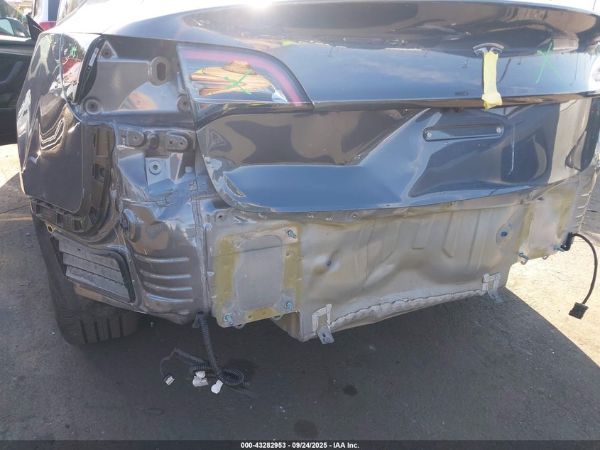 2023 Tesla Model 3 Rear-Wheel Drive VIN: 5YJ3E1EAXPF687487 Lot: 43282953