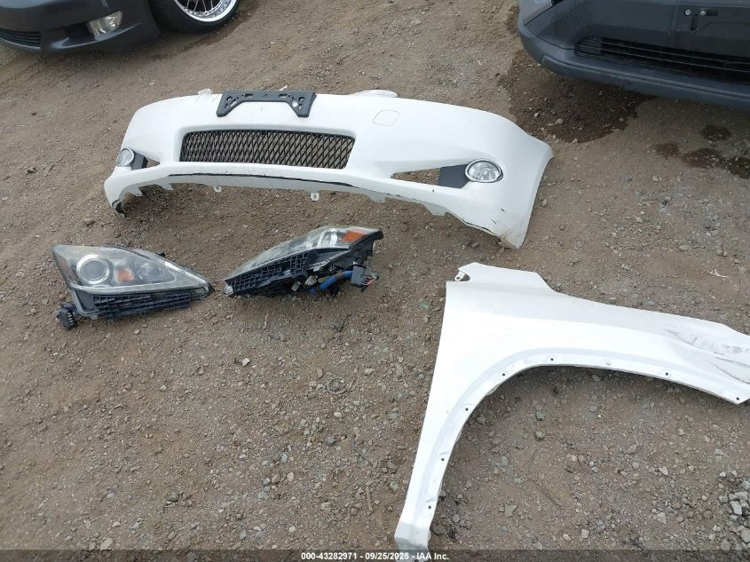 2014 Lexus Is 250C VIN: JTHFF2C2XE2531704 Lot: 43282971