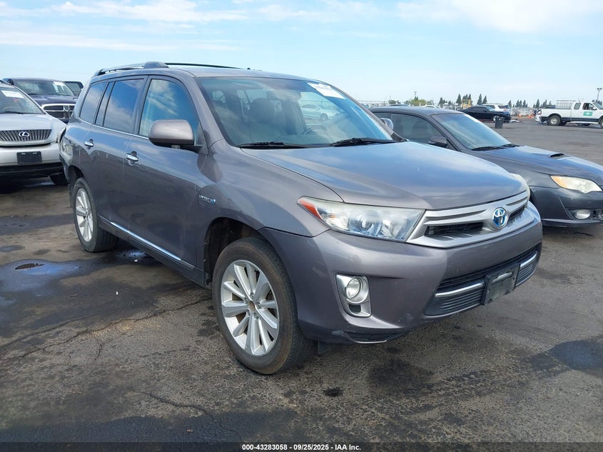TOYOTA HIGHLANDER LIMITED V6