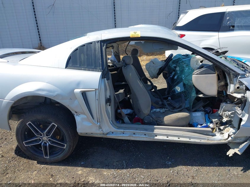 2000 Ford Mustang VIN: 1FAFP4048YF201093 Lot: 43283114