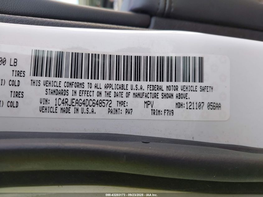 2013 Jeep Grand Cherokee Laredo VIN: 1C4RJEAG4DC648572 Lot: 43283173