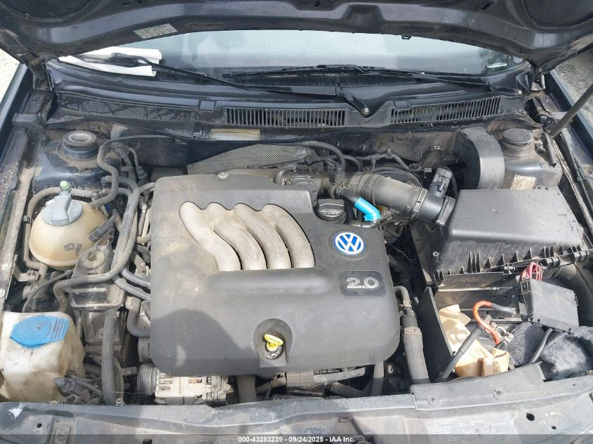 2000 Volkswagen Jetta Gls VIN: 3VWSA29MXYM175806 Lot: 43283239