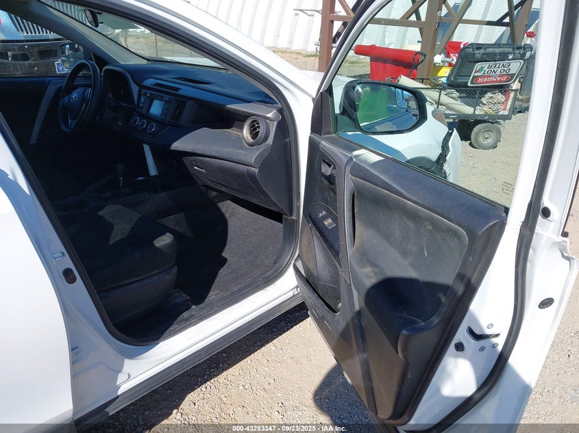 2018 TOYOTA RAV4 LE - 2T3BFREV0JW736708