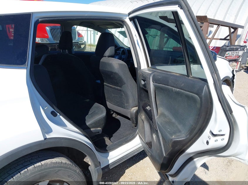 2018 TOYOTA RAV4 LE - 2T3BFREV0JW736708